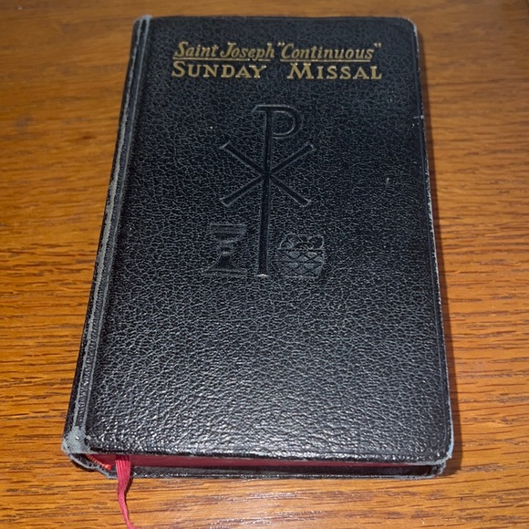 Catholic Book publishing 1958-1957 - Picture 1 of 13